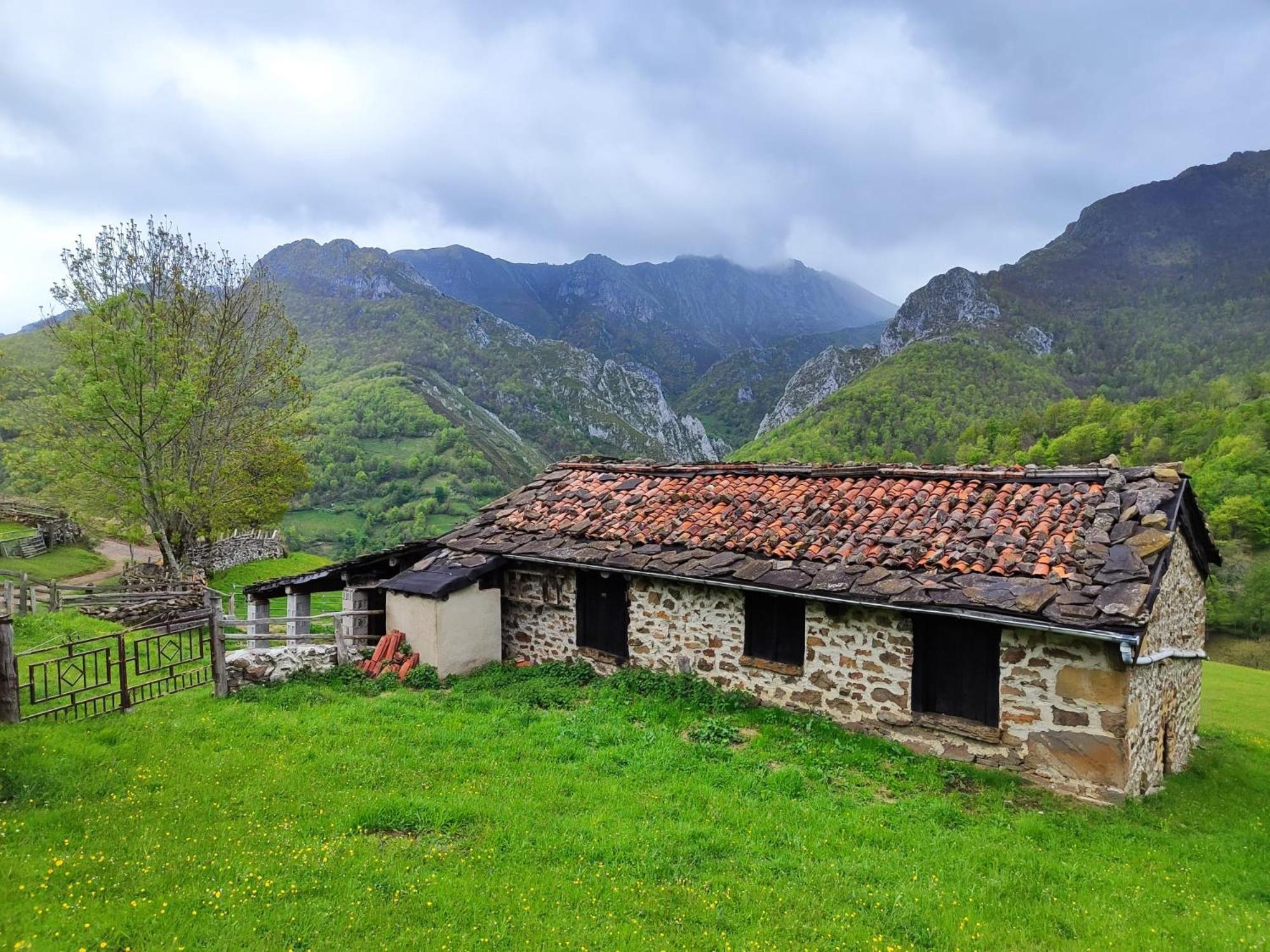 Vila El Corral De Baxo Felechosa Exteriér fotografie